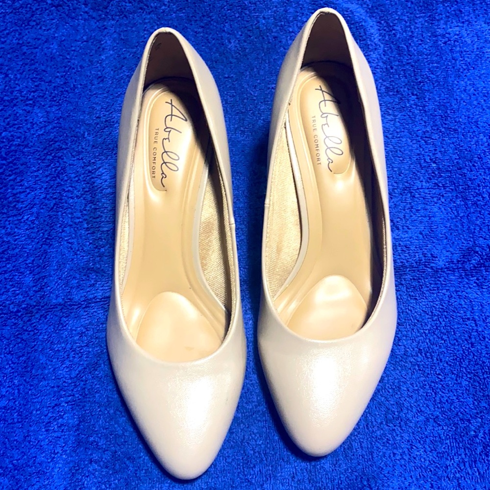 Abella True Comfort Shoe